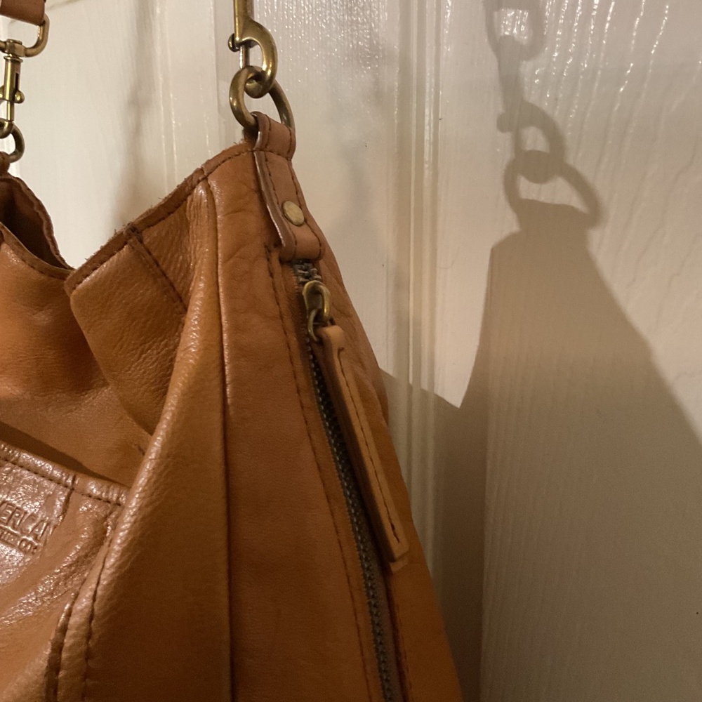 American Leather Co. Austin Shoulder Bag - Picture 5 of 11